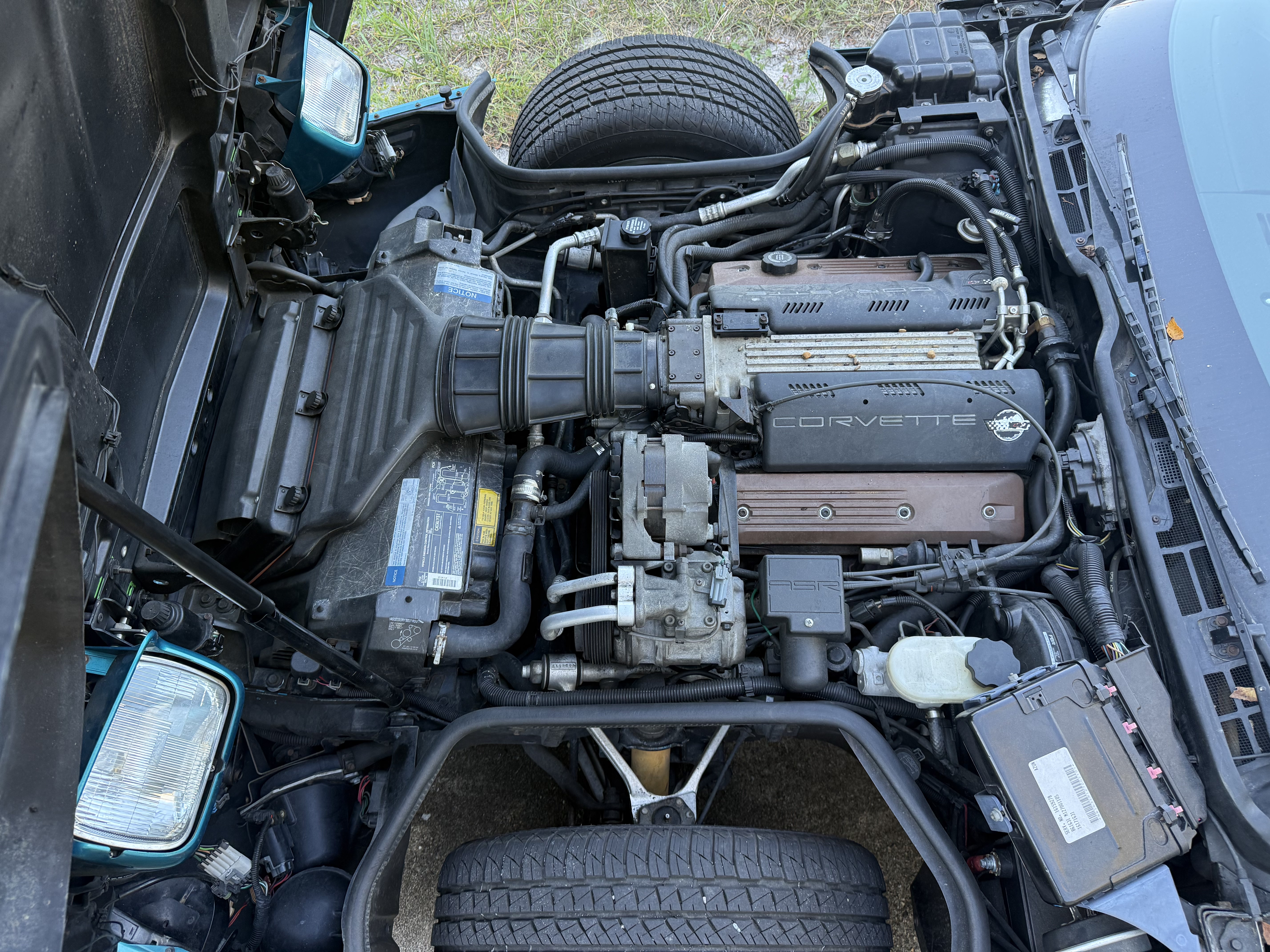 Used 1992 Chevrolet Corvette Coupe RWD image 23