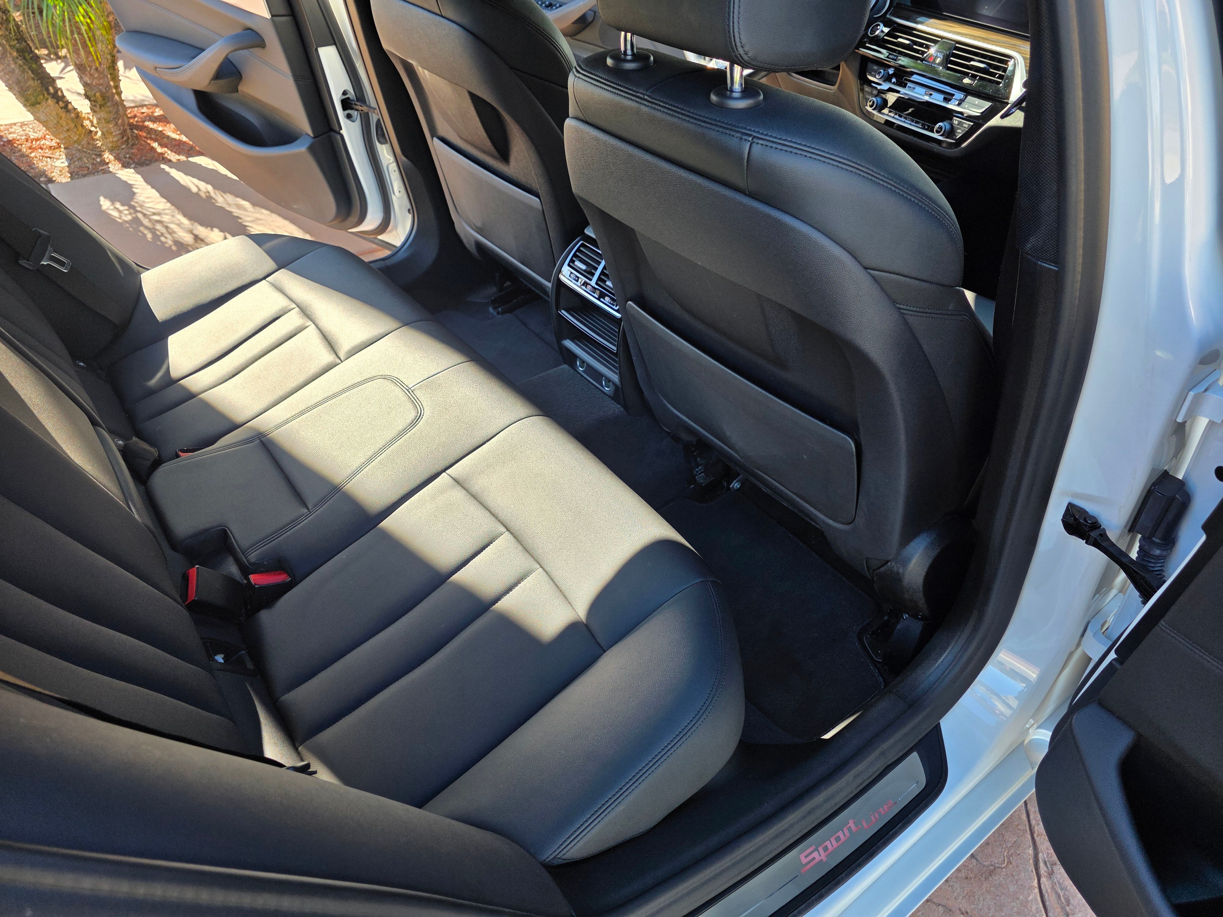 Used 2019 BMW 530i w/ Convenience Package RWD image 18