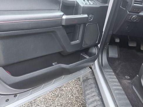 Used 2017 Ford F150 Lariat AWD/4WD image 12