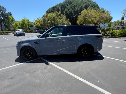 Used 2022 Land Rover Range Rover Sport SVR AWD/4WD image 1