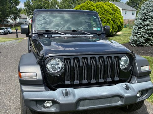 Used 2019 Jeep Wrangler Unlimited Sport S AWD/4WD image 7