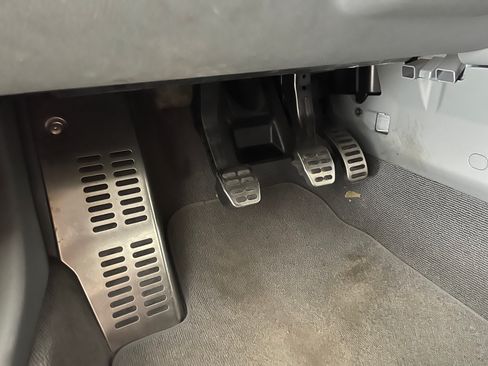 Used 2004 Audi TT 1.8T image 11