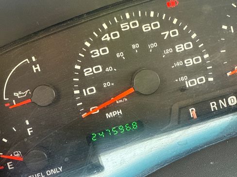 Used 2004 Ford F250 Lariat image 22