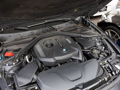 Used 2017 BMW 330i xDrive Sedan w/ Premium Package image 20