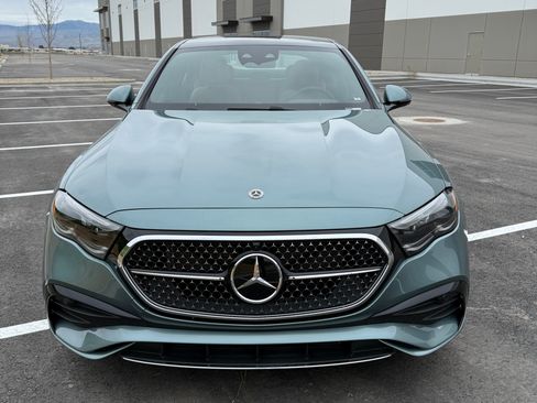 Used 2025 Mercedes-Benz E 450 4MATIC Sedan image 2