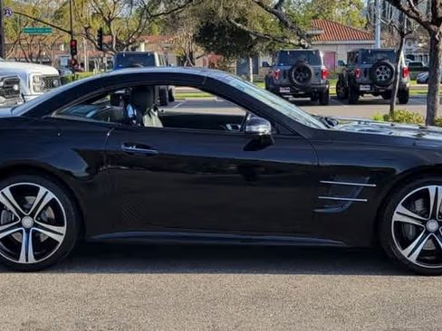 Used 2018 Mercedes-Benz SL 450 image 27
