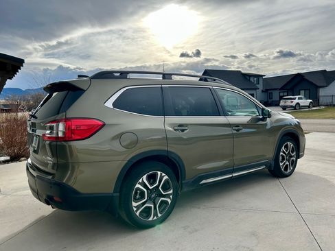 Used 2023 Subaru Ascent Limited w/ Technology Package image 6