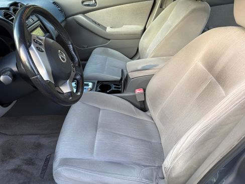 Used 2011 Nissan Altima 2.5 S w/ Convenience Pkg image 6