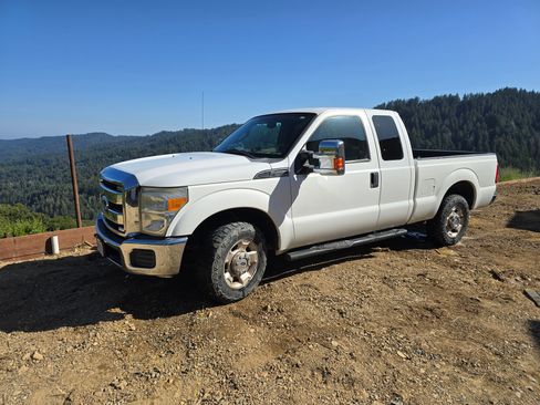 Used 2011 Ford F250 XLT image 15