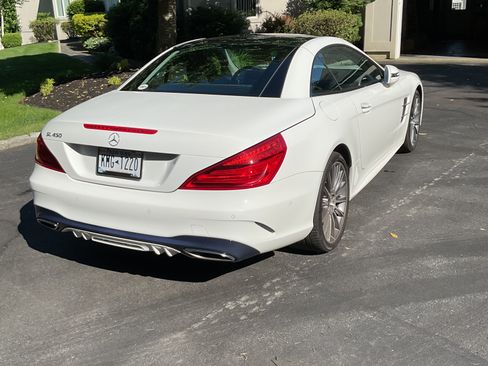 Used 2020 Mercedes-Benz SL 450 image 4