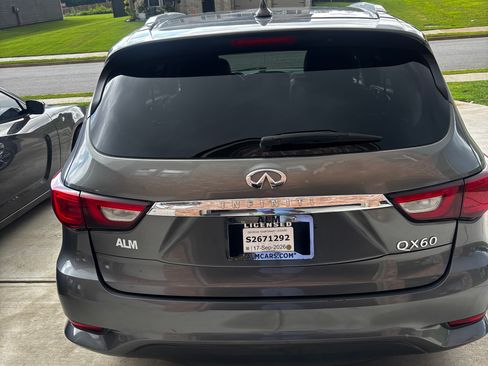 Used 2017 INFINITI QX60 Luxe w/ Premium Package AWD/4WD image 5