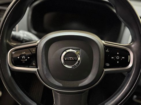 Used 2019 Volvo XC90 T6 Momentum w/ Advanced Package AWD/4WD image 15