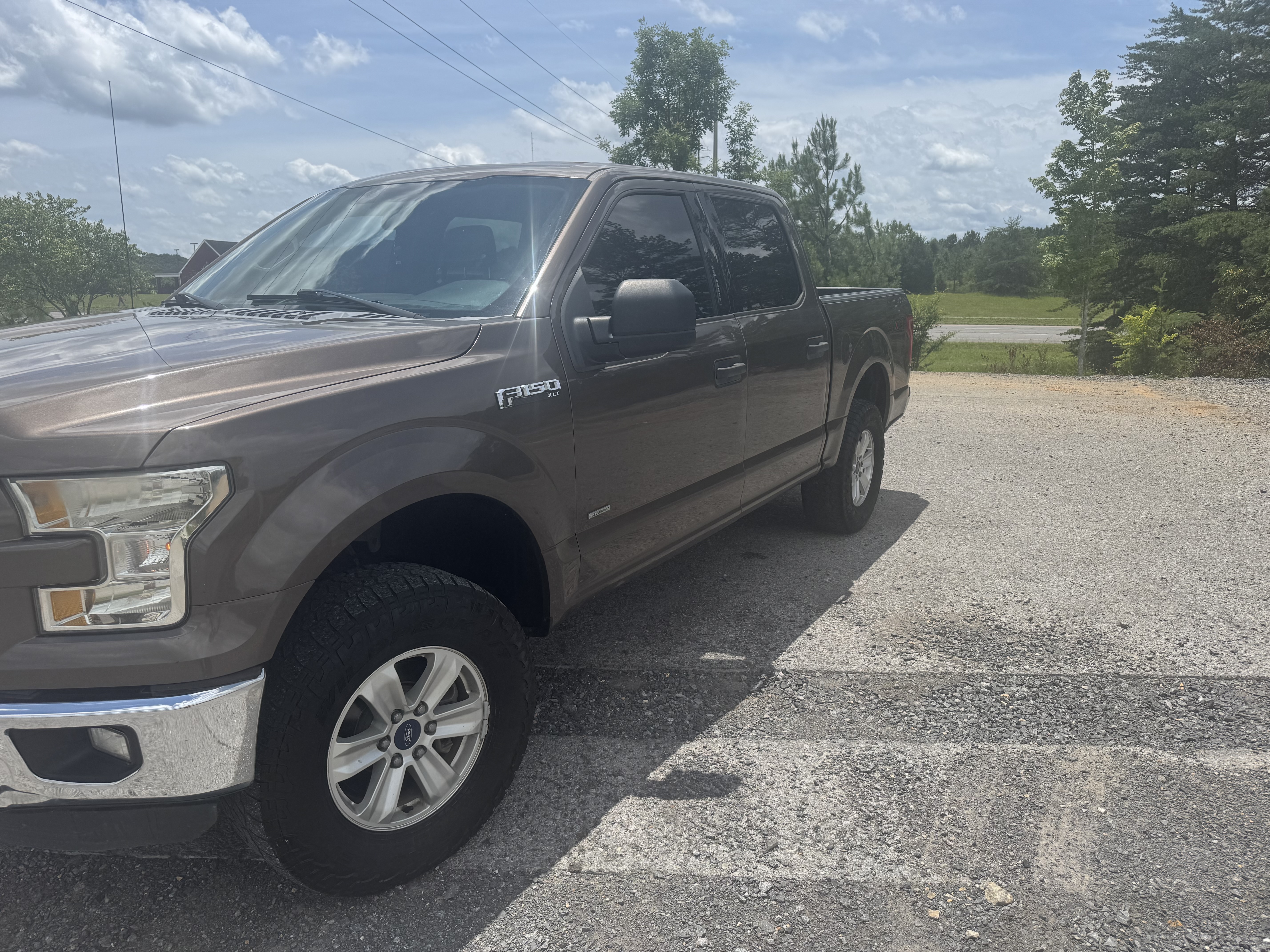 Used 2016 Ford F150 XLT AWD/4WD image 1