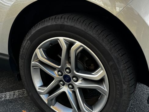 Used 2016 Ford Edge Titanium w/ Cold Weather Package image 4