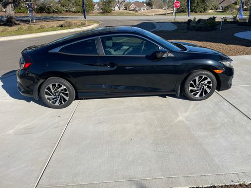 Used 2017 Honda Civic LX-P image 22