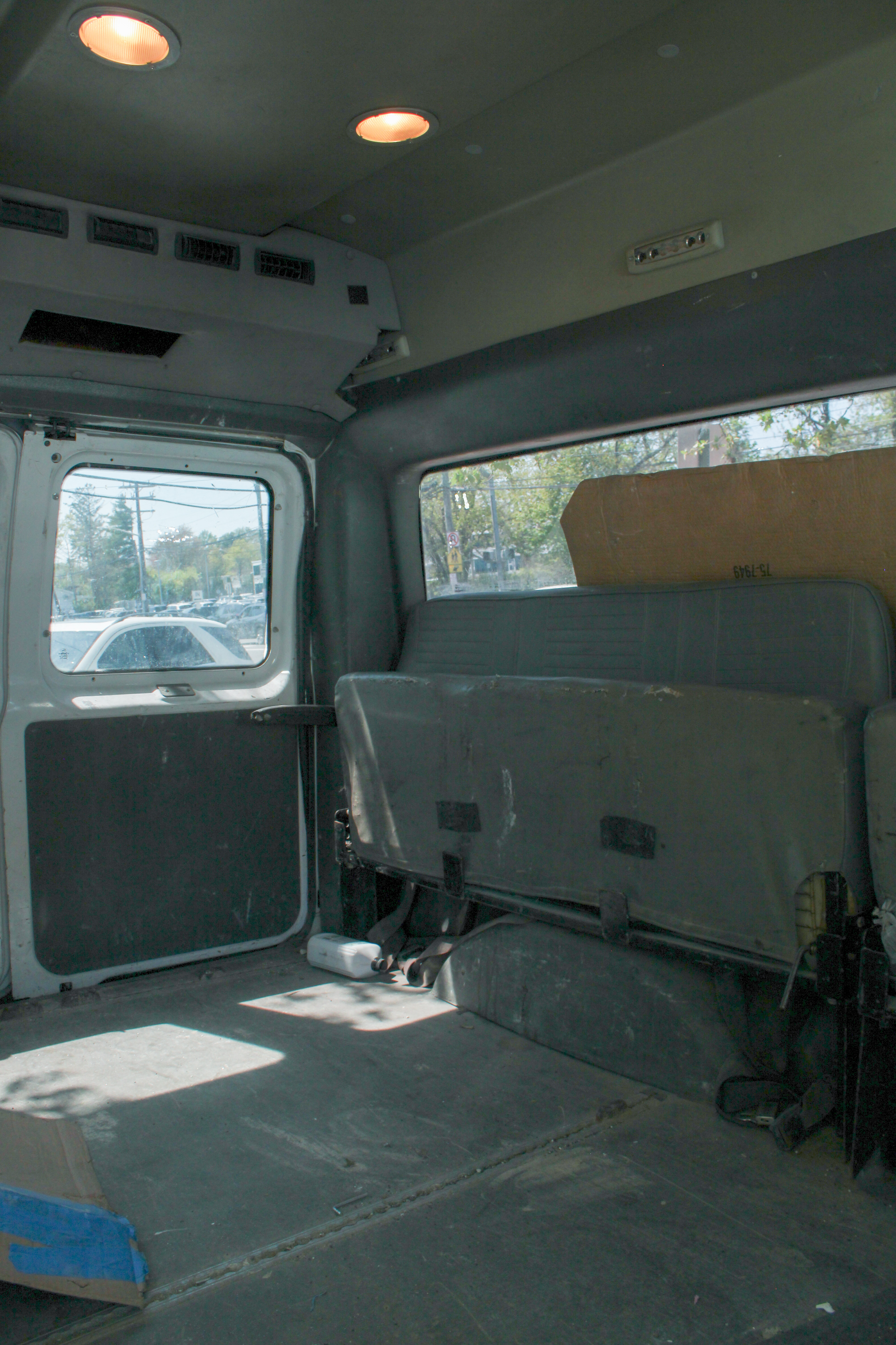 Used 2009 Ford E-250 and Econoline 250 RWD image 15