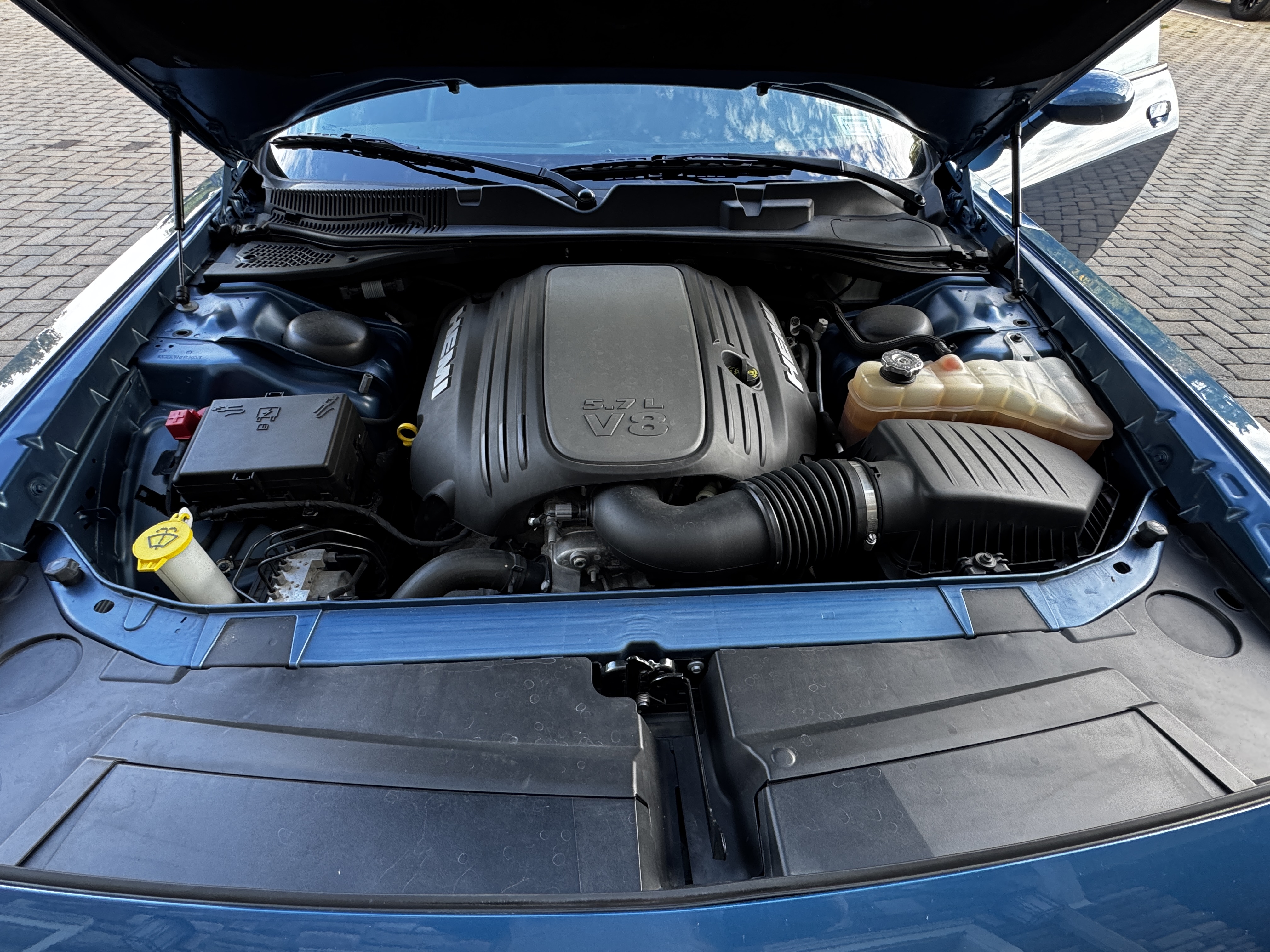 Used 2020 Dodge Challenger R/T w/ Plus Package RWD image 18