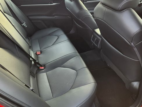 Used 2023 Toyota Camry XLE w/ Cold Weather Package image 5