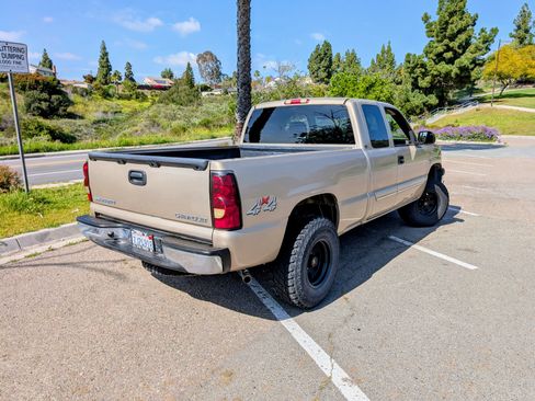 Used 2004 Chevrolet Silverado 1500 LS w/ Skid Plate Package image 6