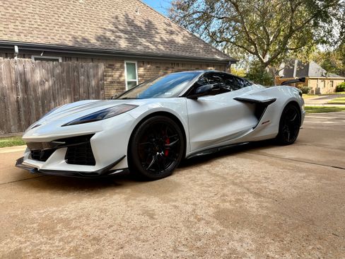 Used 2024 Chevrolet Corvette Z06 w/ Battery Protection Package image 21