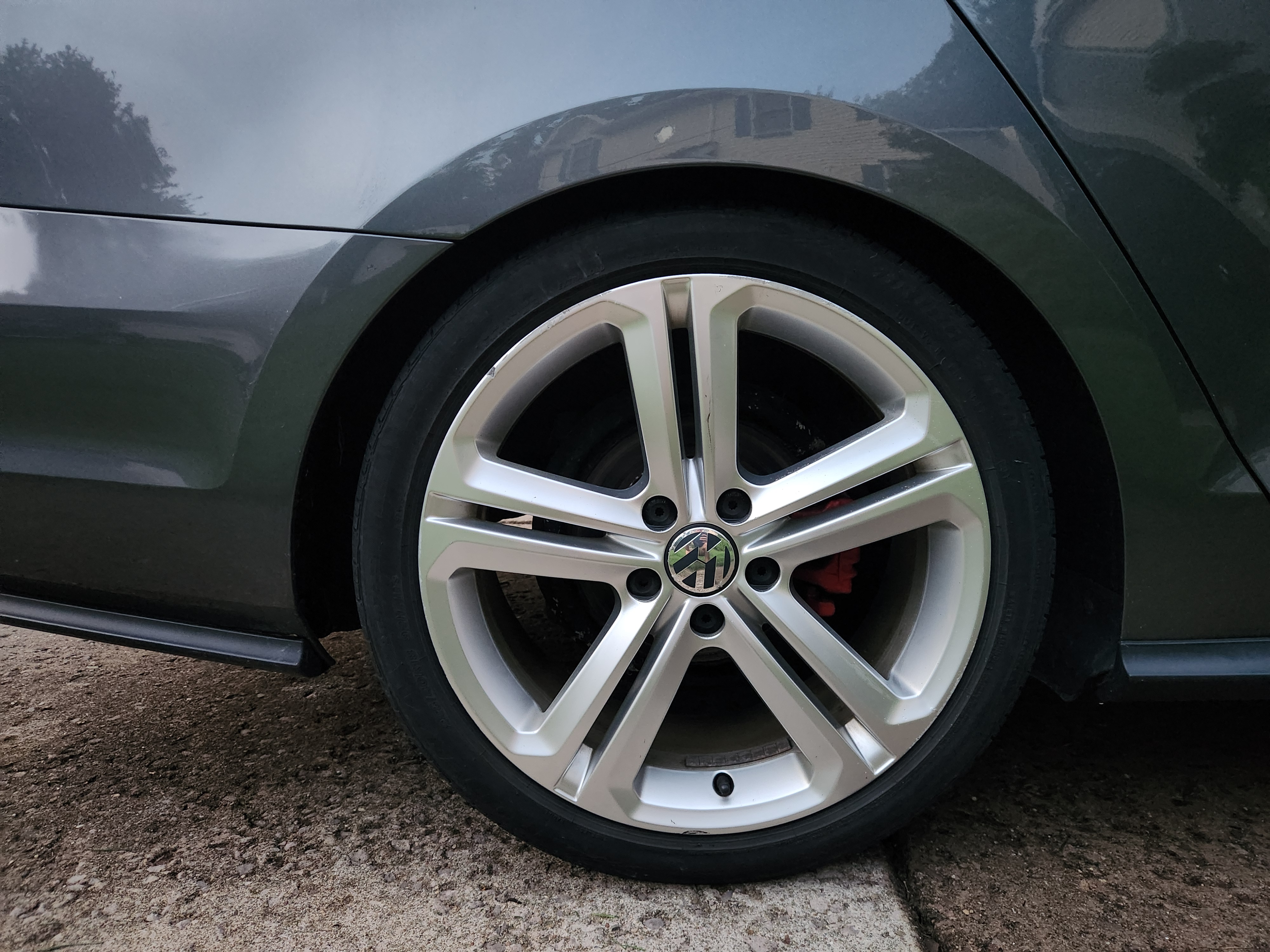 Used 2017 Volkswagen Jetta GLI FWD image 12