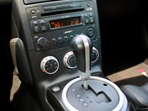 Used 2007 Nissan 350Z Touring w/ Cargo Convenience Pkg RWD image 14