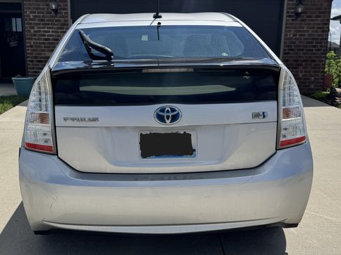Used 2011 Toyota Prius Two image 8