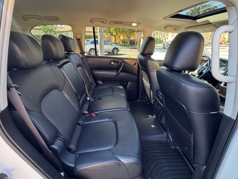 Used 2023 Nissan Armada SL image 17