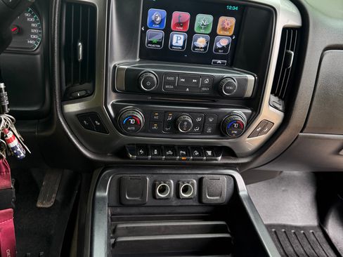 Used 2016 Chevrolet Silverado 2500 LT w/ LT Convenience Package AWD/4WD image 10