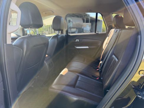 Used 2013 Ford Edge Limited w/ Driver Entry Pkg image 8