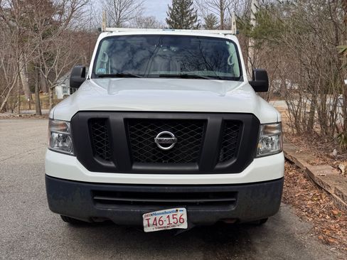 Used 2017 Nissan NV 1500 SV image 2