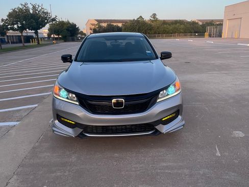 Used 2016 Honda Accord EX image 4