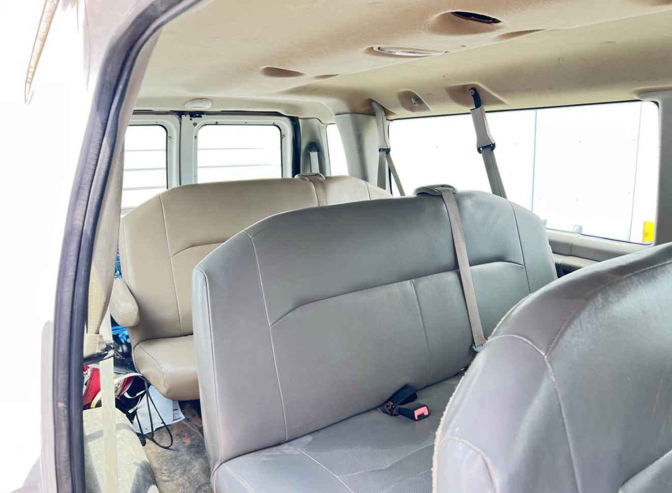 Used 2011 Ford E-350 and Econoline 350 XL w/ PWR Windows & Locks Group RWD image 5
