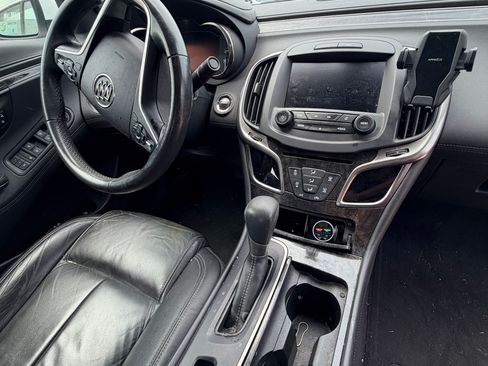 Used 2016 Buick LaCrosse Leather FWD image 17