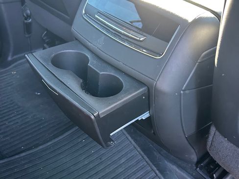 Used 2023 Cadillac Escalade ESV Sport w/ LPO, ONYX Package image 16