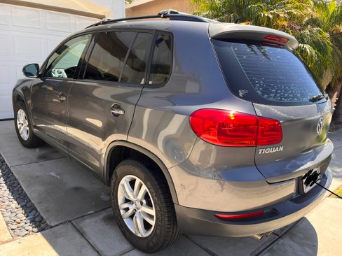 Used 2016 Volkswagen Tiguan S FWD image 8