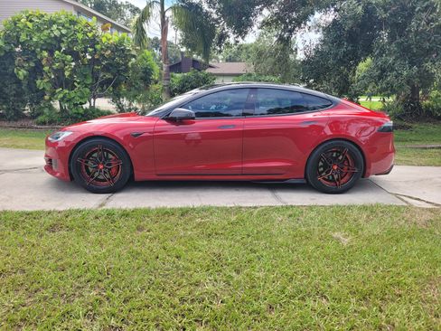 Used 2019 Tesla Model S Performance image 2