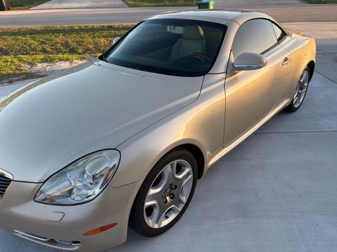 Used 2007 Lexus SC 430 Convertible RWD image 12