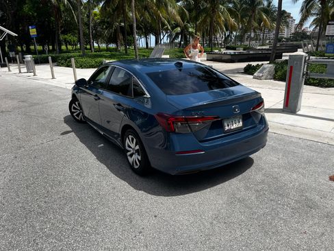Used 2025 Honda Civic LX image 5