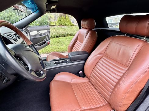 Used 2003 Ford Thunderbird RWD image 9
