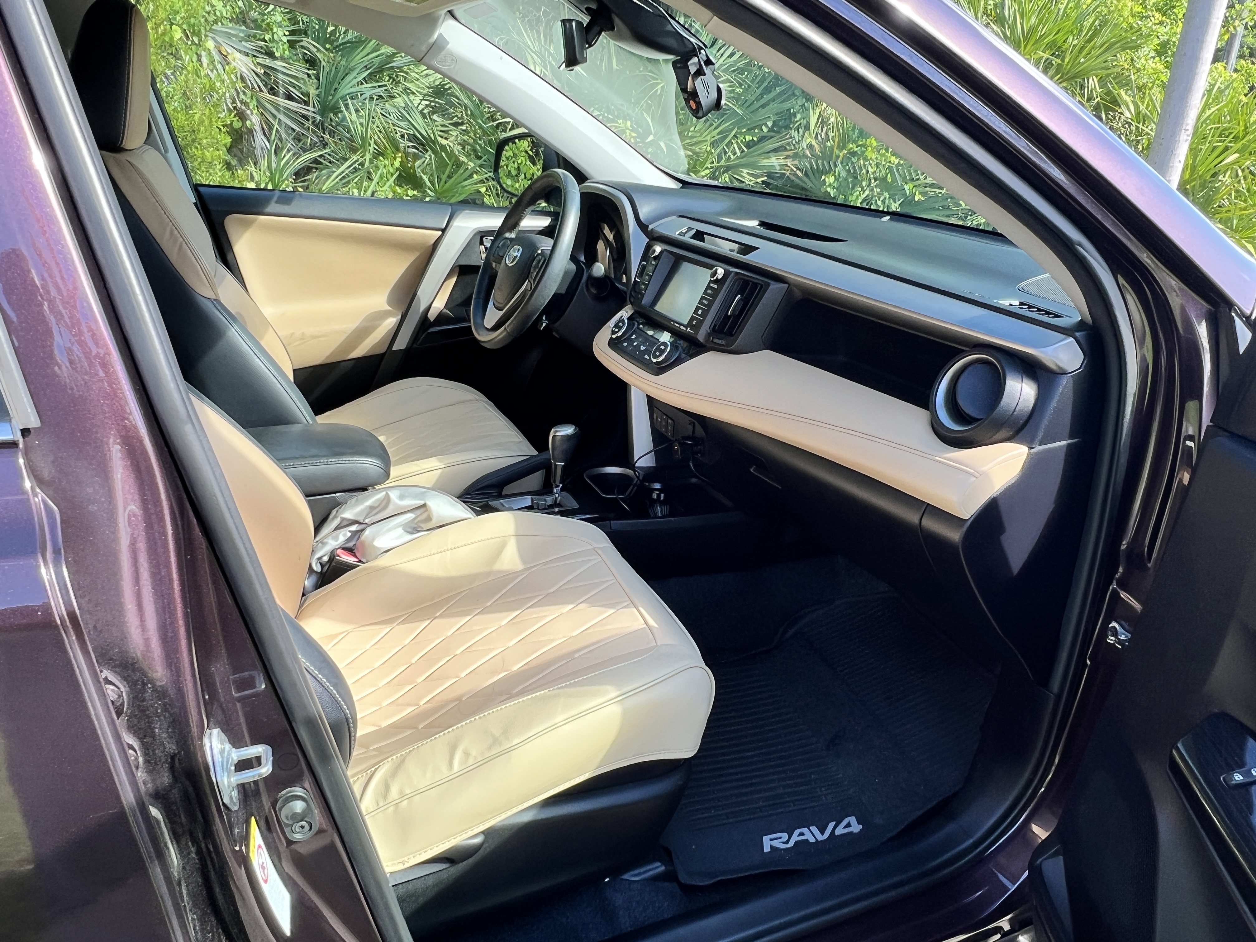 Used 2016 Toyota RAV4 Limited FWD image 10