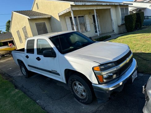 Used 2005 Chevrolet Colorado LS image 2