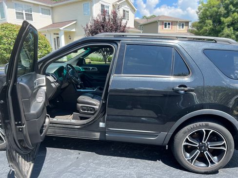 Used 2015 Ford Explorer Sport w/ Equipment Group 401A AWD/4WD image 12