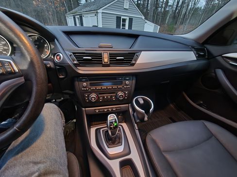 Used 2015 BMW X1 xDrive28i image 15