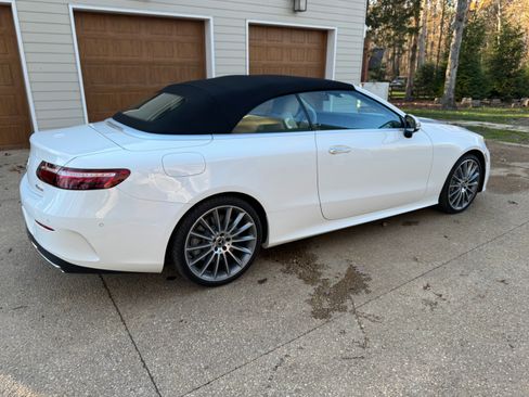 Used 2023 Mercedes-Benz E 450 4MATIC Cabriolet image 6