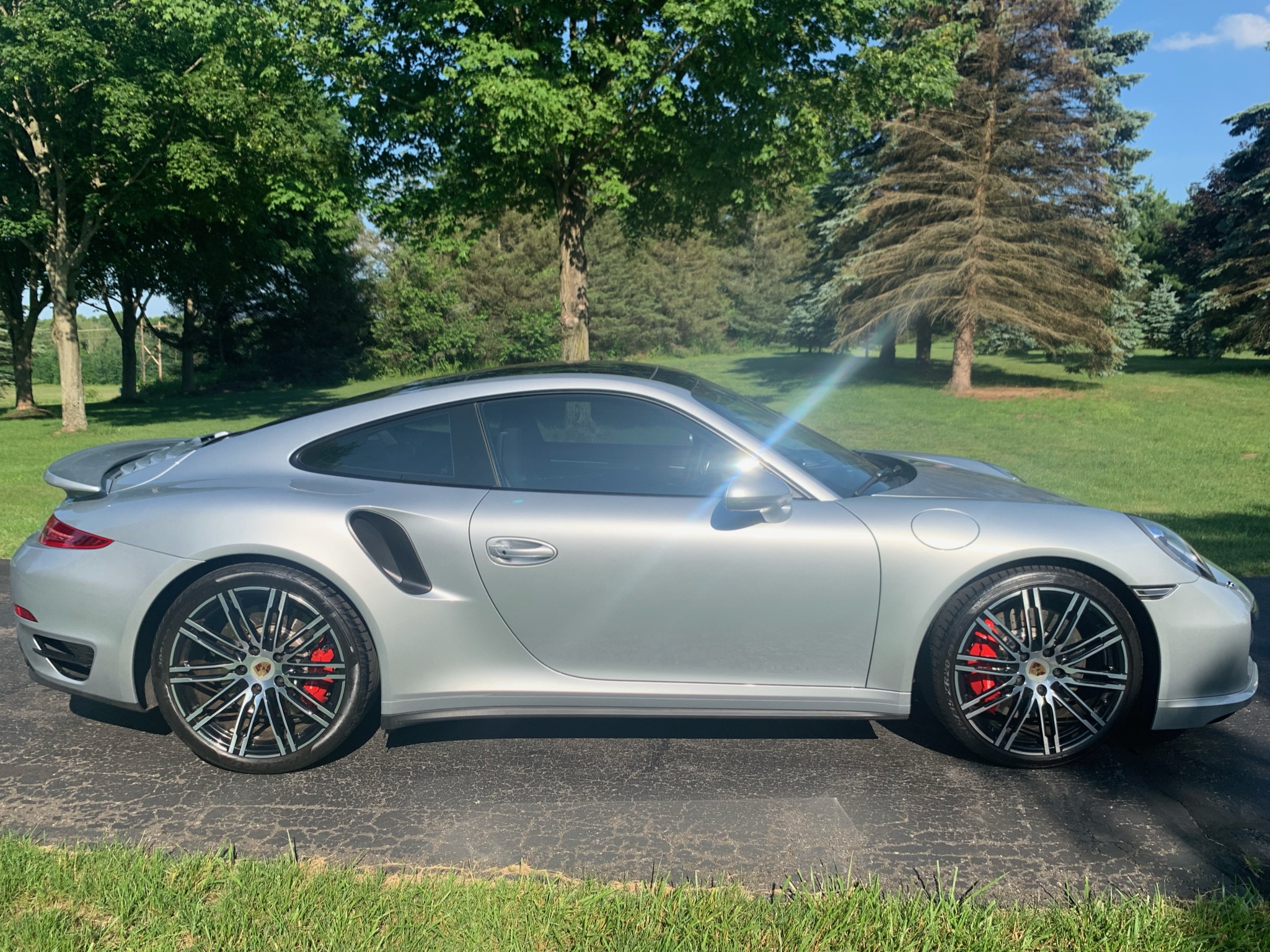 Used 2014 Porsche 911 4 Coupe AWD/4WD image 1