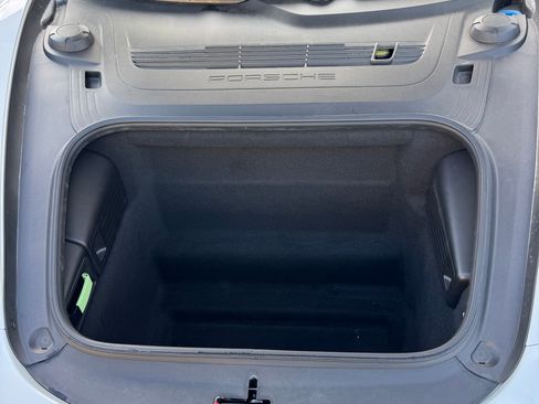 Used 2019 Porsche 718 Cayman image 16