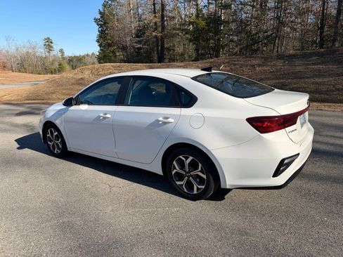 Used 2020 Kia Forte LXS image 6