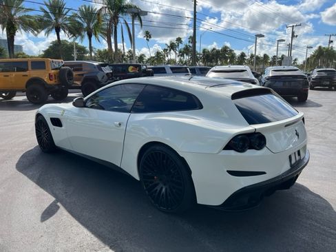 Used 2018 Ferrari GTC4Lusso T image 13