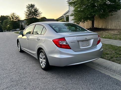 Used 2012 Honda Civic LX image 1